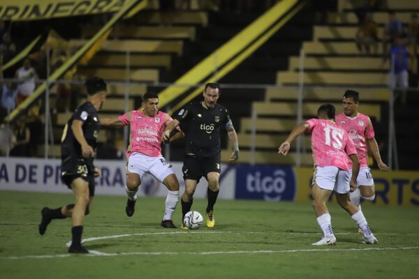 Diario HOY | Guaraní quiere expedir su boleto a la Sudamericana 2023