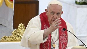 Papa Francisco reza por Líbano y Ucrania en Baréin