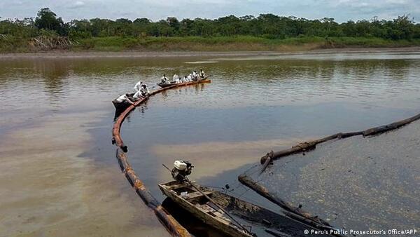 Diario HOY | Indígenas retienen embarcación en Amazonía de Perú tras derrame de petróleo