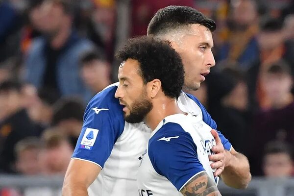 El Lazio arrebata el mando de Roma a Mourinho - Fútbol Internacional - ABC Color