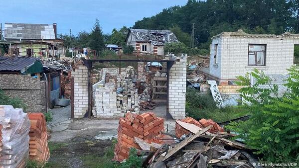 Ucrania: la lenta reconstrucción de los pueblos liberados