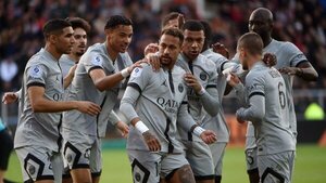 Neymar permite al París SG mantener su ventaja como líder