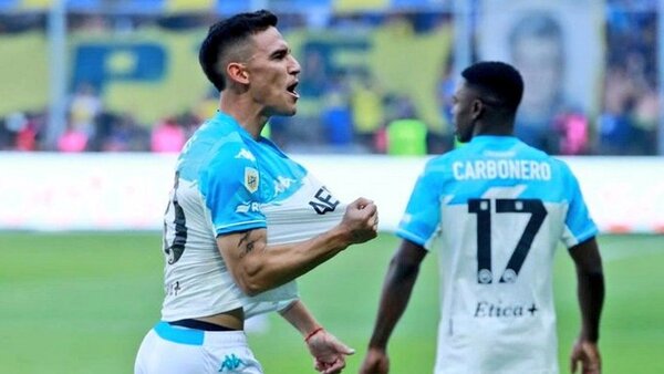 Racing y Matías Rojas levantan el Trofeo de Campeones