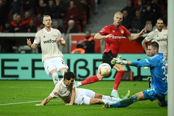 Unión Berlín cae goleado y pierde el liderato en la Bundesliga - Fútbol Internacional - ABC Color