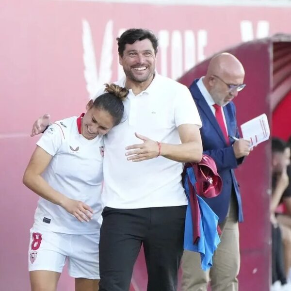Jessica Martínez y Carlos Acuña, con sendos goles en el fútbol español - Fútbol Internacional - ABC Color