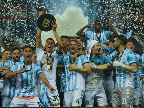 Matías Rojas, Campeón de Campeones con Racing Club - Fútbol Internacional - ABC Color