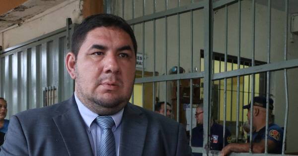 La Nación / Ministro de Justicia asegura que no renunciará