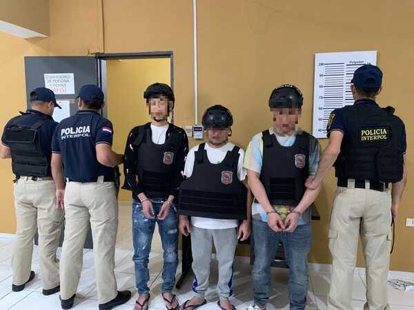 Diario HOY | Expulsan del país a seis extranjeros por narcotráfico y otros delitos