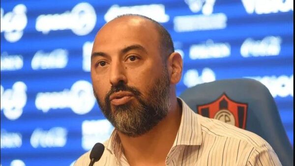 Ordenan captura para los agresores del hijo de Raúl Zapag