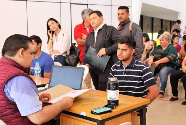 Feria de empleos para cubrir 210 puestos en Luque •
