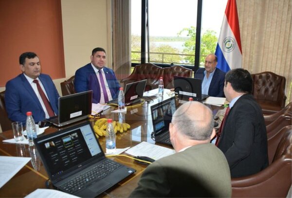 Senador liberal calificó de lamentable la comparecencia de Edgar Olmedo y Daniel Benítez