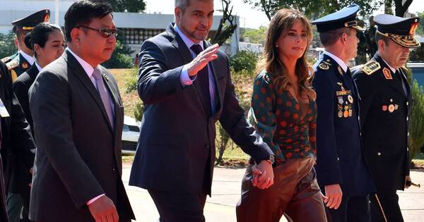 La Nación / Mario Abdo Benítez no da el ejemplo: festejará su cumpleaños en Alemania en pleno censo