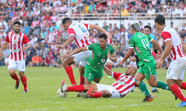 Paridad en la primera semifinal entre Ovetense FC y Deportivo Caaguazú - OviedoPress
