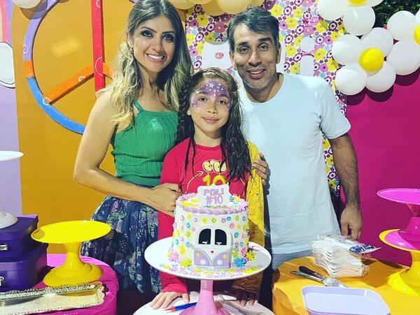 Pipino Cuevas celebró los 10 años de su hija Amapola - Gente - ABC Color