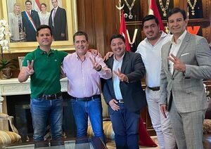Concejal abandona oficialismo y se suma a Honor Colorado