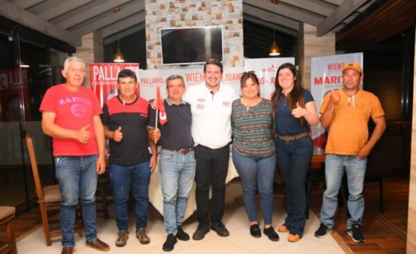 Diez seccionales de CDE dan apoyo a precandidatura de Bettina Aguilera