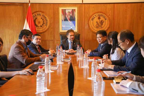 Instituto de Corea destaca buenas condiciones para desarrollar industria de automóviles eléctricos - .::Agencia IP::.