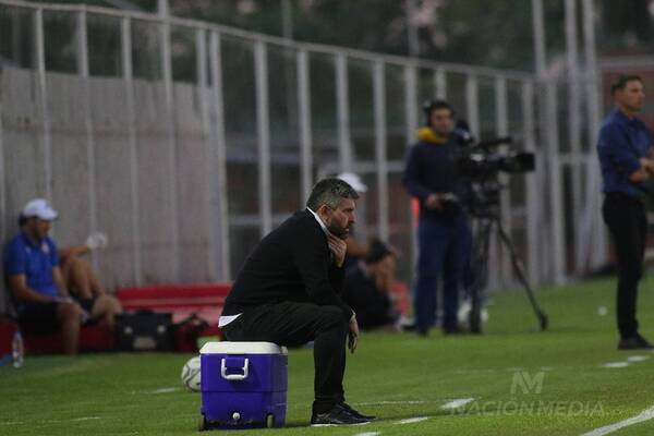 Crónica / A matar o morir: “Tenemos la obligación de ganar para seguir en Primera División”