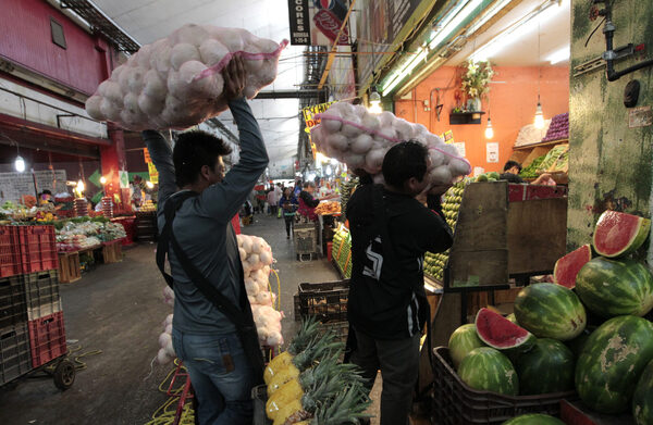 México crea 207.968 empleos formales en octubre y suma casi 1 millón en 2022 - MarketData