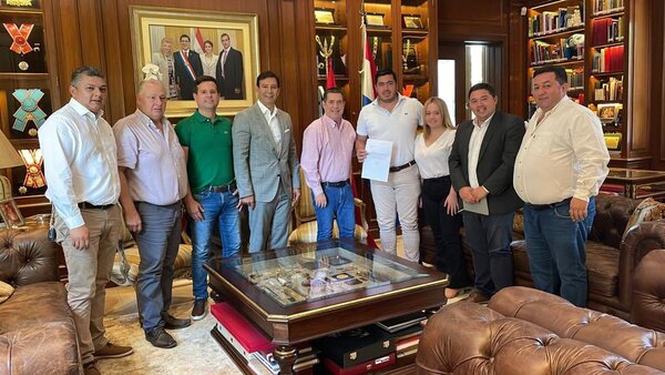 Concejal de Campo 9 se une a Honor Colorado - ADN Digital