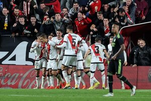 Real Madrid fue sorprendido por el Rayo Vallecano y deja la punta de LaLiga