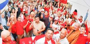 Crónica / Colorados que se encuentran ashá apoyan el proyecto de Gobierno de Santi Peña