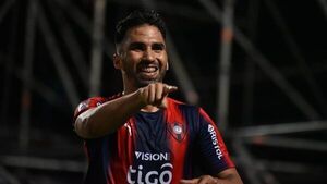 Alberto Espínola, emocionado tras darle la victoria a Cerro