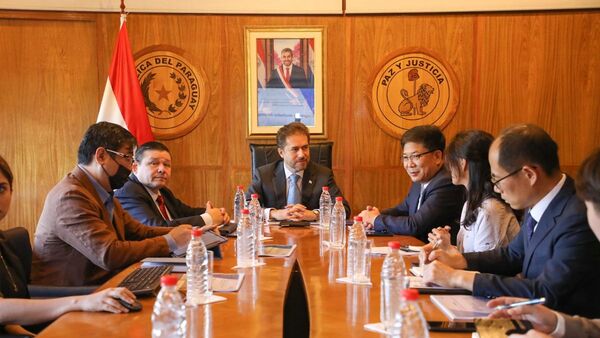 Corea avanza en su plan para abrir centro automotriz en Paraguay