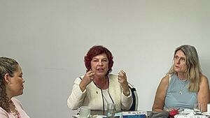 Abogan a mayor participación femenina dentro de la política