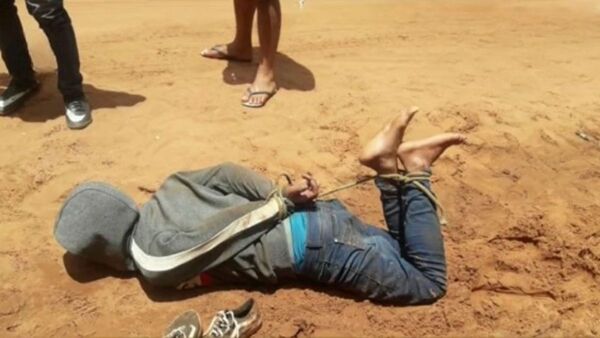 Vecinos golpearon brutalmente a dos motochorros
