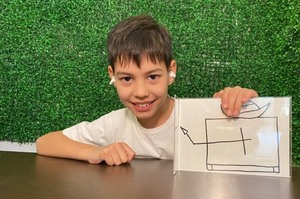 Autor paraguayo de 10 años llega a las librerías locales con su obra El Botiquín Aventurero | Lambaré Informativo