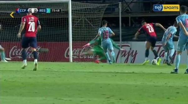 Crónica / [VIDEO] La dura crítica de Biancucchi tras el penal a favor de Cerro Porteño