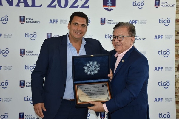 APF destaca infraestructura del estadio Villa Alegre construido por Yacyretá