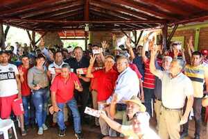 YERBATEROS DE SAN RAFAEL DEL PNÁ. BRINDAN APOYO A JUAN AFARA