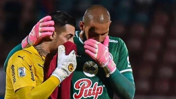 Crónica / Cerro 1-0 Resistencia: Los mensajes que se tiraron los arqueros rapái Jean y Rhuan