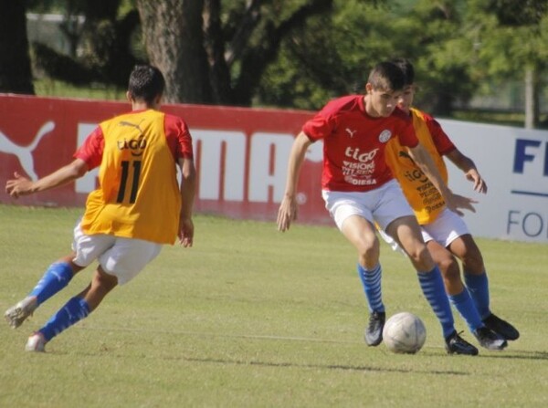 Albirroja Sub 15: Punto final a un nuevo microciclo - APF