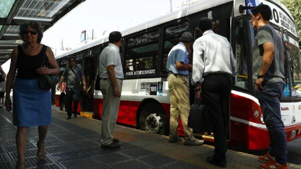 Miles de personas afectadas por un paro de trenes en Argentina