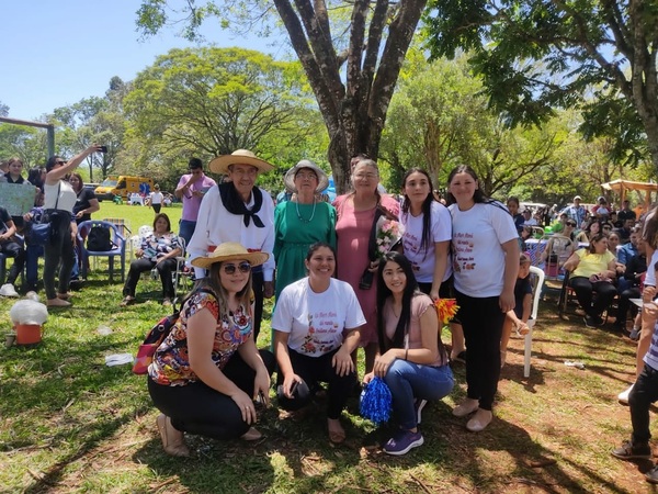 Abuelitos y abuelitas disfrutaron de la primera fiesta “Jajoikuaamína” - La Clave