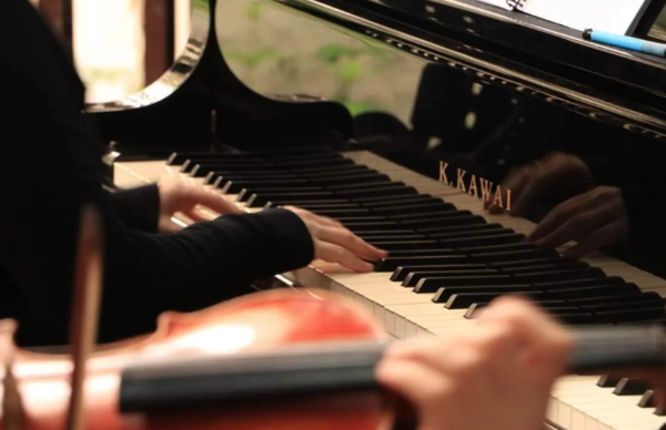 Diario HOY | FADA / UNA presenta concierto de piano en auditorio de Orquesta Sinfónica Nacional