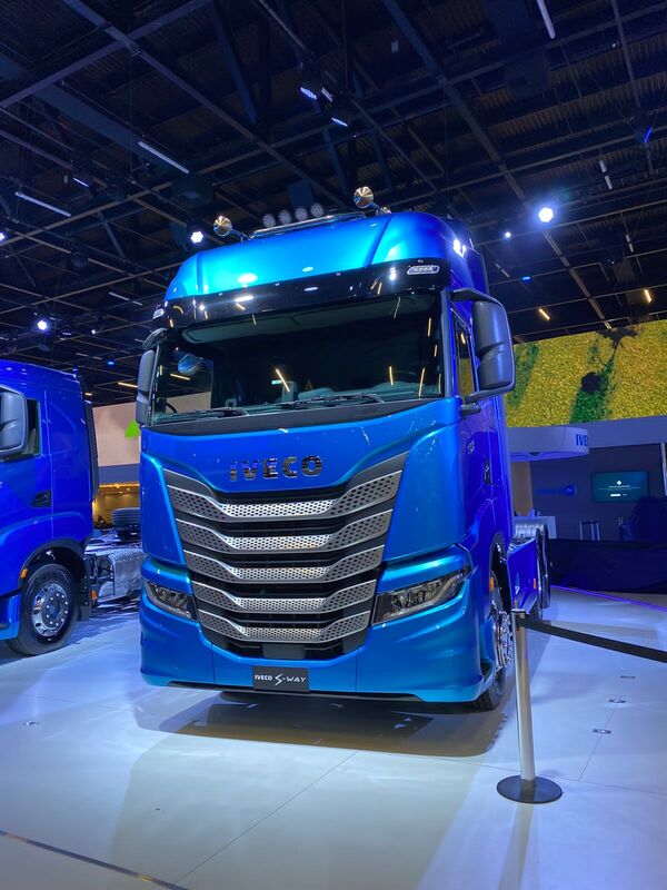 IVECO presentó soluciones que conectan innovación, rentabilidad y sustentabilidad en Fenatran 2022