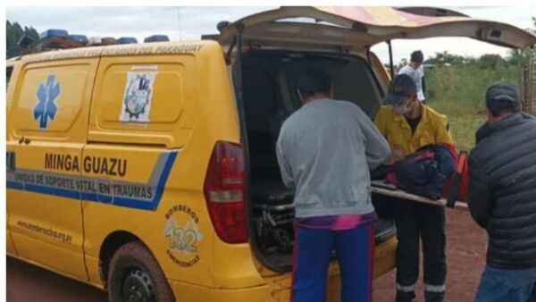 Su concu lo apuñaló por recibir mensaje amoroso en inglés