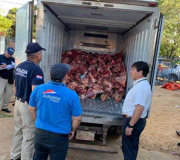 Diario HOY | Piden prisión de un hombre por contrabando de 2 toneladas de carne