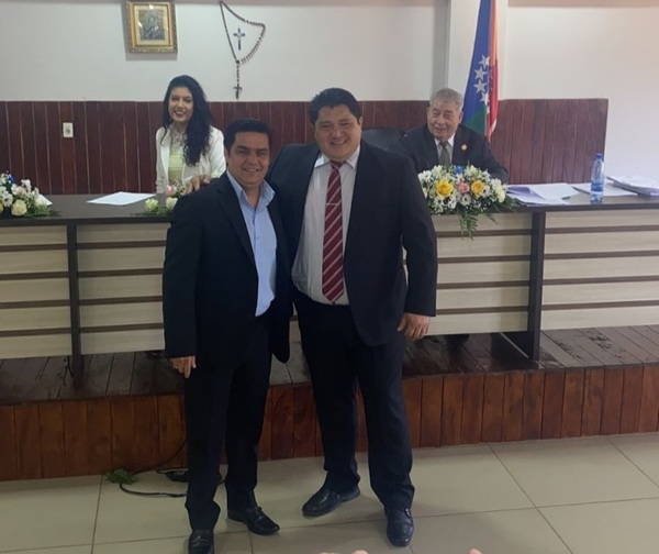 Asumieron nuevo presidente y vicepresidente de la Junta Municipal - Radio Imperio