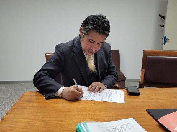 Tres personas se registraron hoy para concursar por la Fiscalía General - ADN Digital