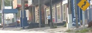 Caminata de Luque a Ypané: la odisea del trabajador sin vehículo en día de censo - Nacionales - ABC Color