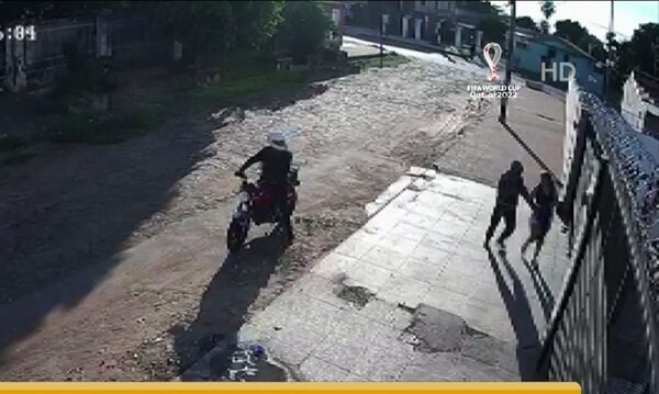 Asaltantes con rostros cubiertos causan temor en Ñemby | Telefuturo