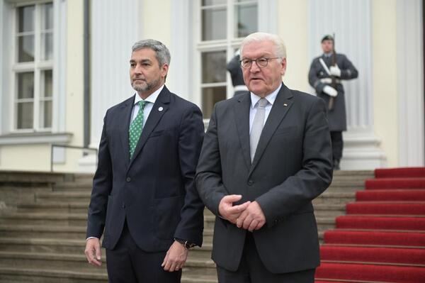 Presidentes de Paraguay y Alemania coinciden en ampliar las relaciones comerciales - .::Agencia IP::.