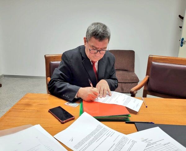 Espinoza promete cambiar la política criminal de la fiscalía - Judiciales.net