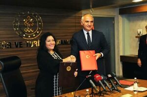 Paraguay firma alianza con Turquía para desarrollar el turismo en localidades del interior