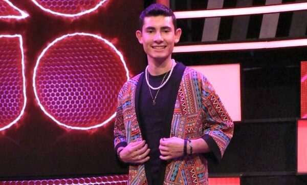 Chili cierra la noche presentando "2 Filhos de Francisco" | Telefuturo